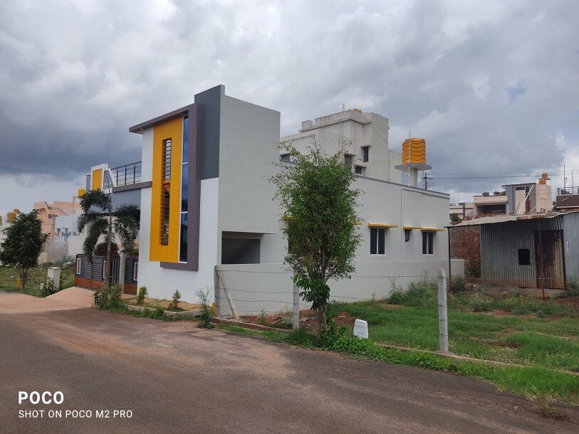 Stunning 3 BHK North-Facing House for Sale in Shindolli…-3